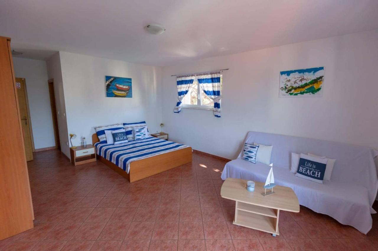 Apartments Elena Tučepi Εξωτερικό φωτογραφία