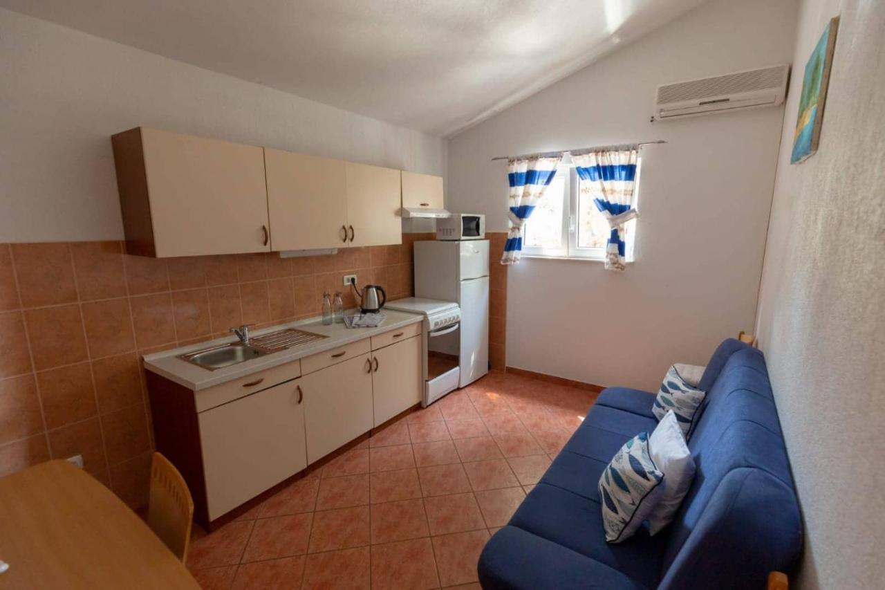 Apartments Elena Tučepi Εξωτερικό φωτογραφία