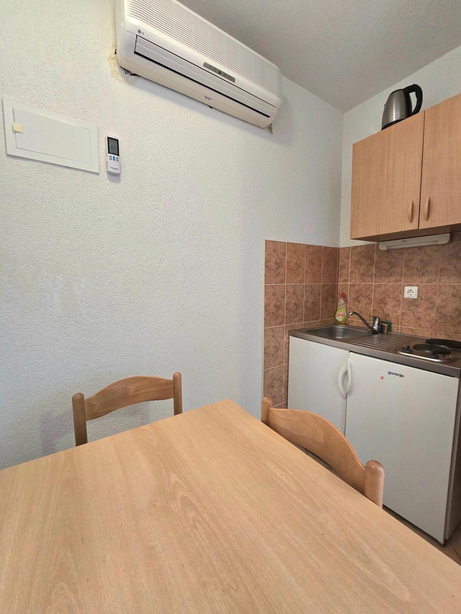 Apartments Elena Tučepi Εξωτερικό φωτογραφία